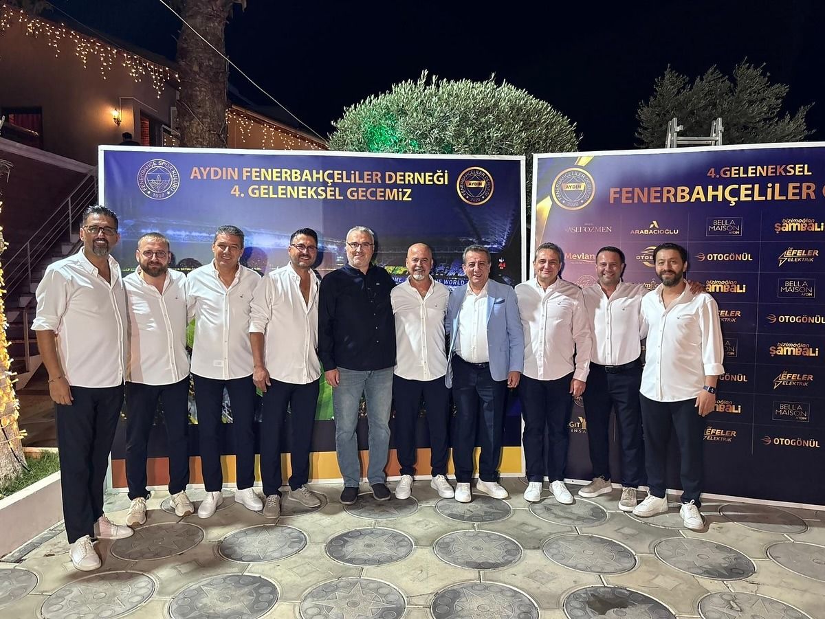 BAŞKAN SÖZÜNÜ TUTTU FENERBAHÇELİLER PARKI İÇİN İLK KAZMA VURULDU 