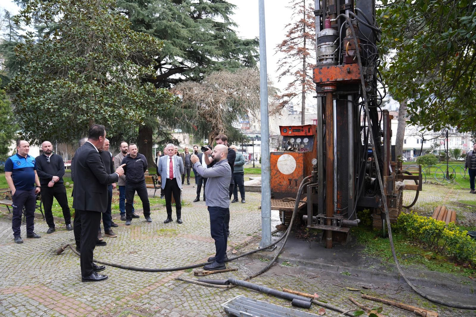 TAŞBAŞI PARKI’NDA BAŞLATILAN İZİNSİZ SONDAJ ÇALIŞMASINI BELEDİYE DURDURDU
