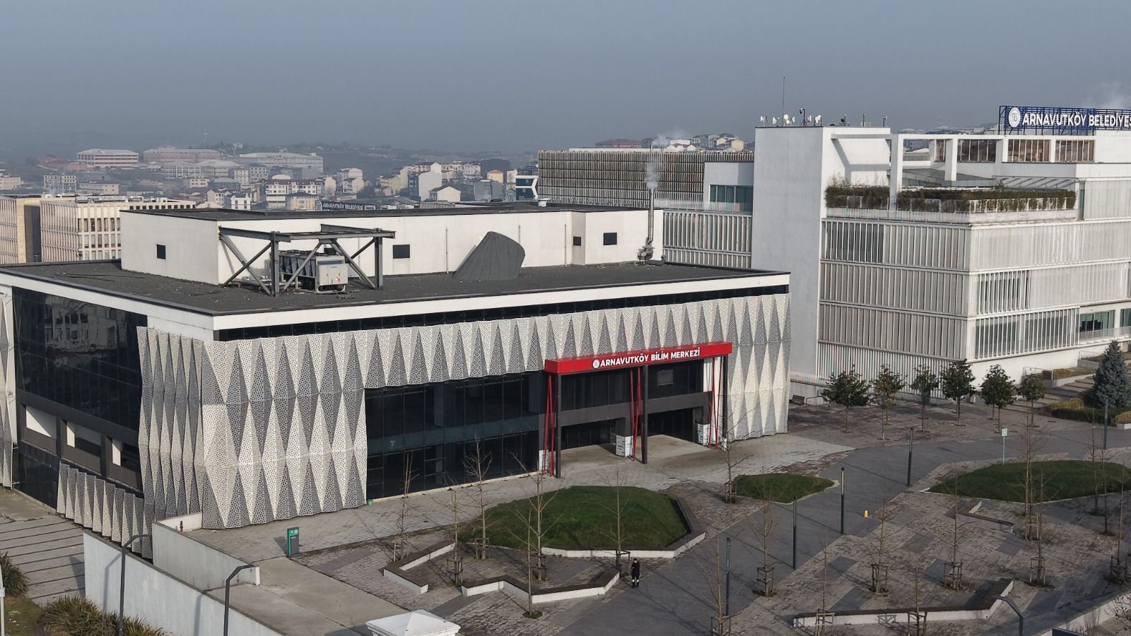 ARNAVUTKÖY TEKNOLOJİDE YENİ MERKEZİNE KAVUŞUYOR