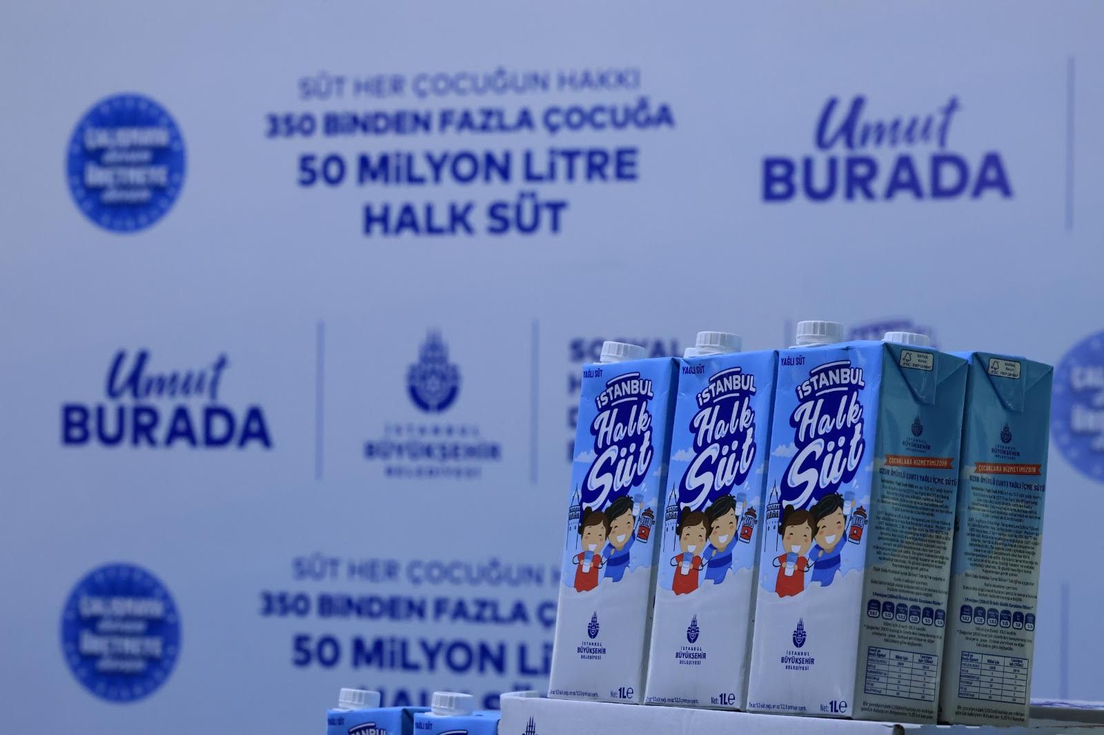 İSTANBUL’UN ÇOCUKLARINA 50 MİLYON LİTRE HALK SÜT ULAŞTIRILDI