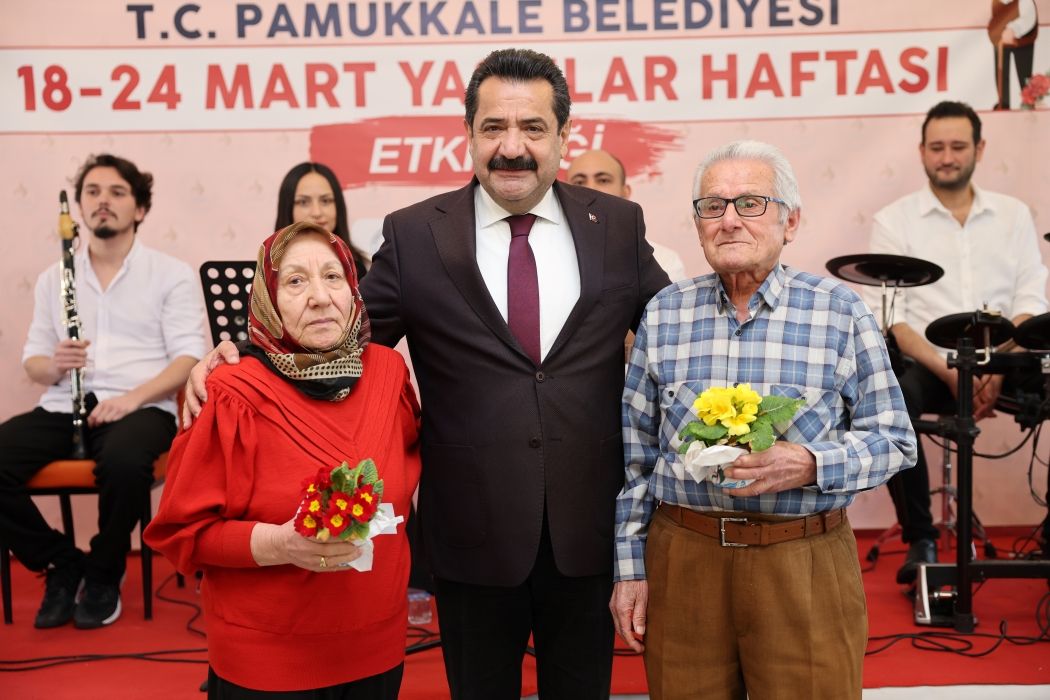 PAMUKKALE’DE YAŞLILARA SAYGI MESAJI