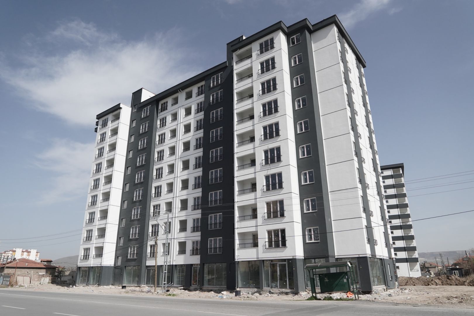 ANBAR 2. ETAP KENTSEL DÖNÜŞÜM BLOKLARI HIZLA YÜKSELİYOR 