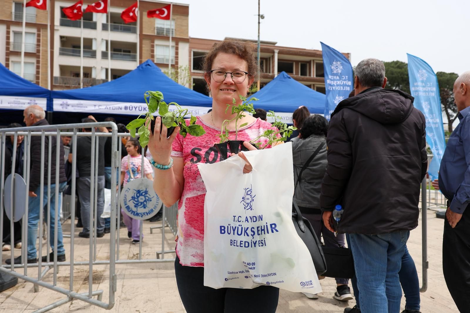AYDIN BÜYÜKŞEHİR ATA TOHUMLARINA SAHİP ÇIKIYOR