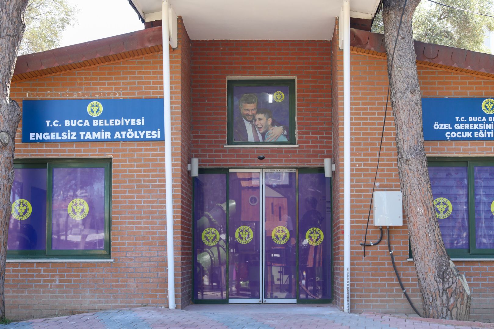 BUCA'DA ENGELSİZ ULAŞIM HİZMETİ YENİLENDİ 