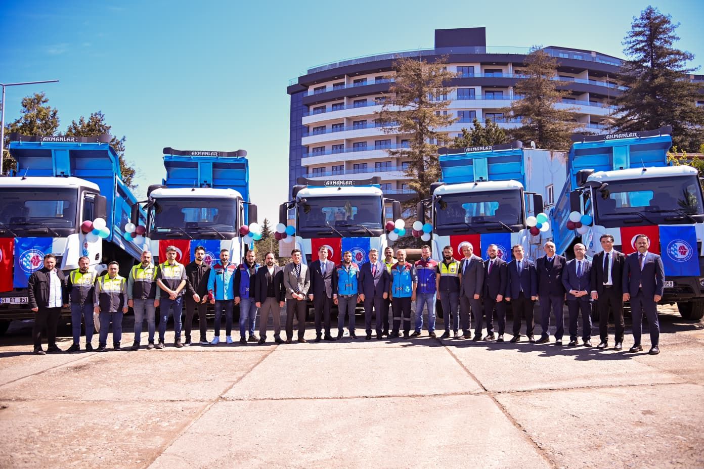 BÜYÜKŞEHİR BELEDİYESİ ARAÇ FİLOSUNU GÜÇLENDİRİYOR 