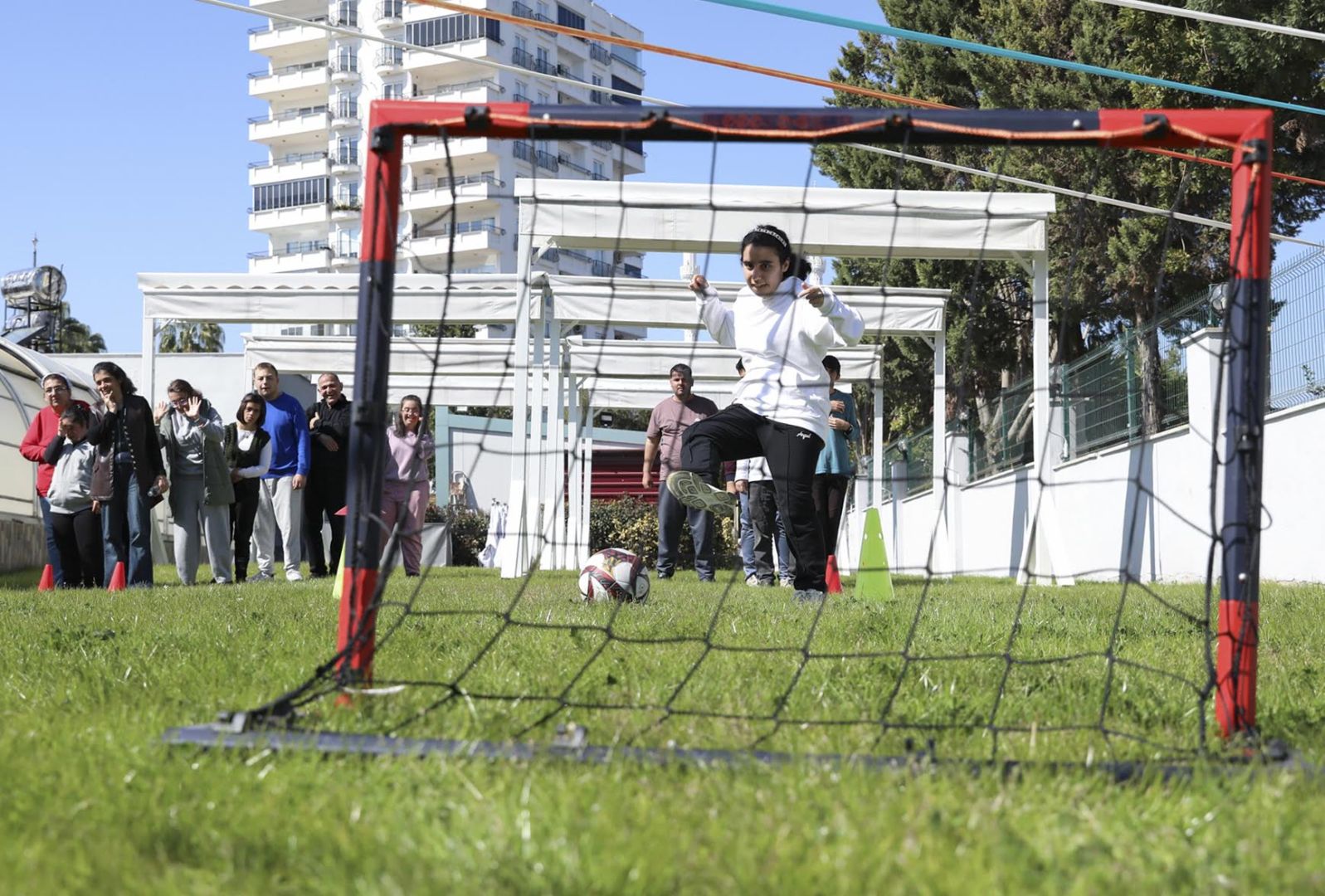 ENGELSİZ YAŞAM PARKI UMUT OLUYOR 