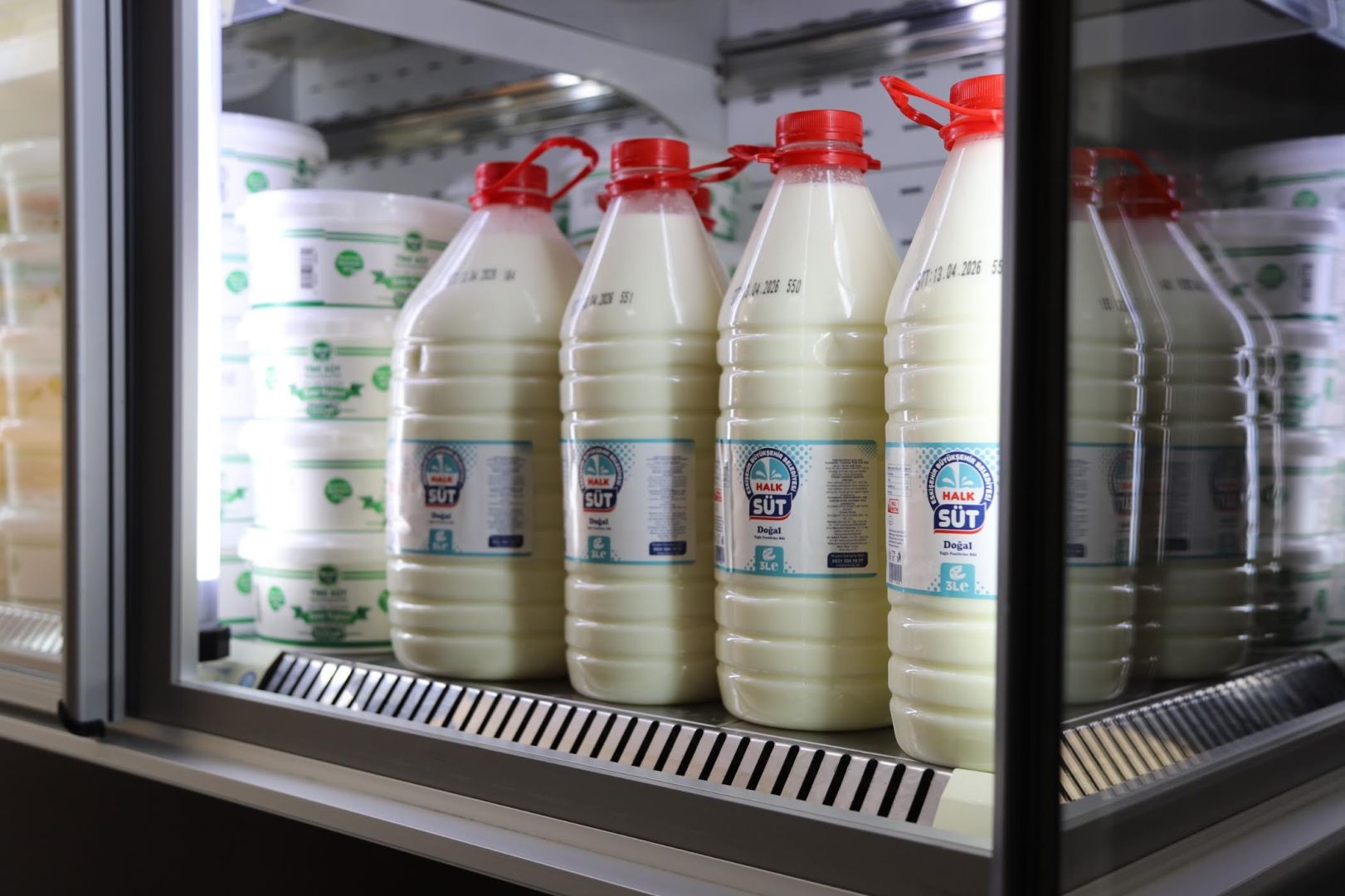 ESKİŞEHİR’DE HALK SÜT TESİSİ ÜRETİM REKORU KIRDI 