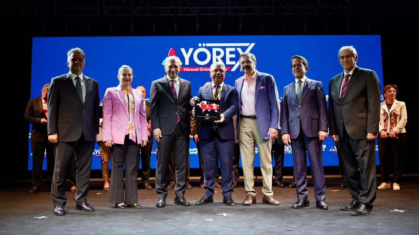 GASTRONOMİ VE EL SANATLARIYLA TAM NOT