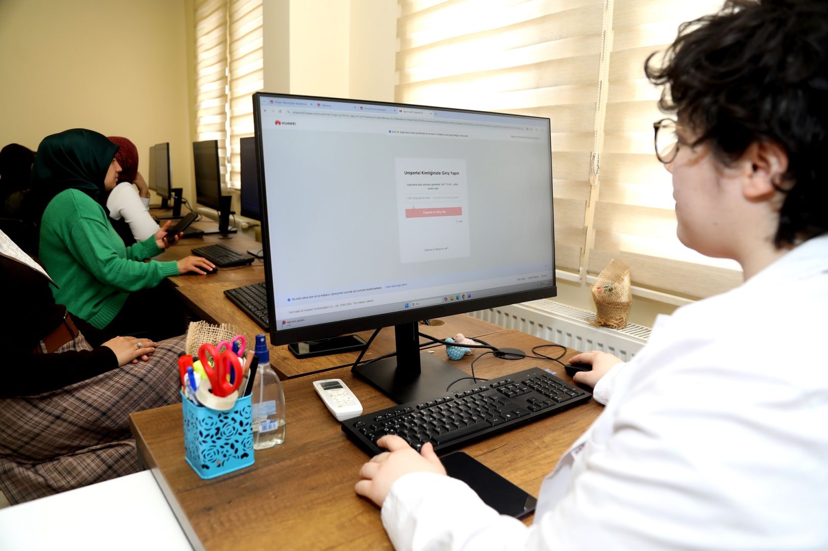GAZİANTEP’TE GENÇLERE KÜRESEL TEKNOLOJİ EĞİTİMİ