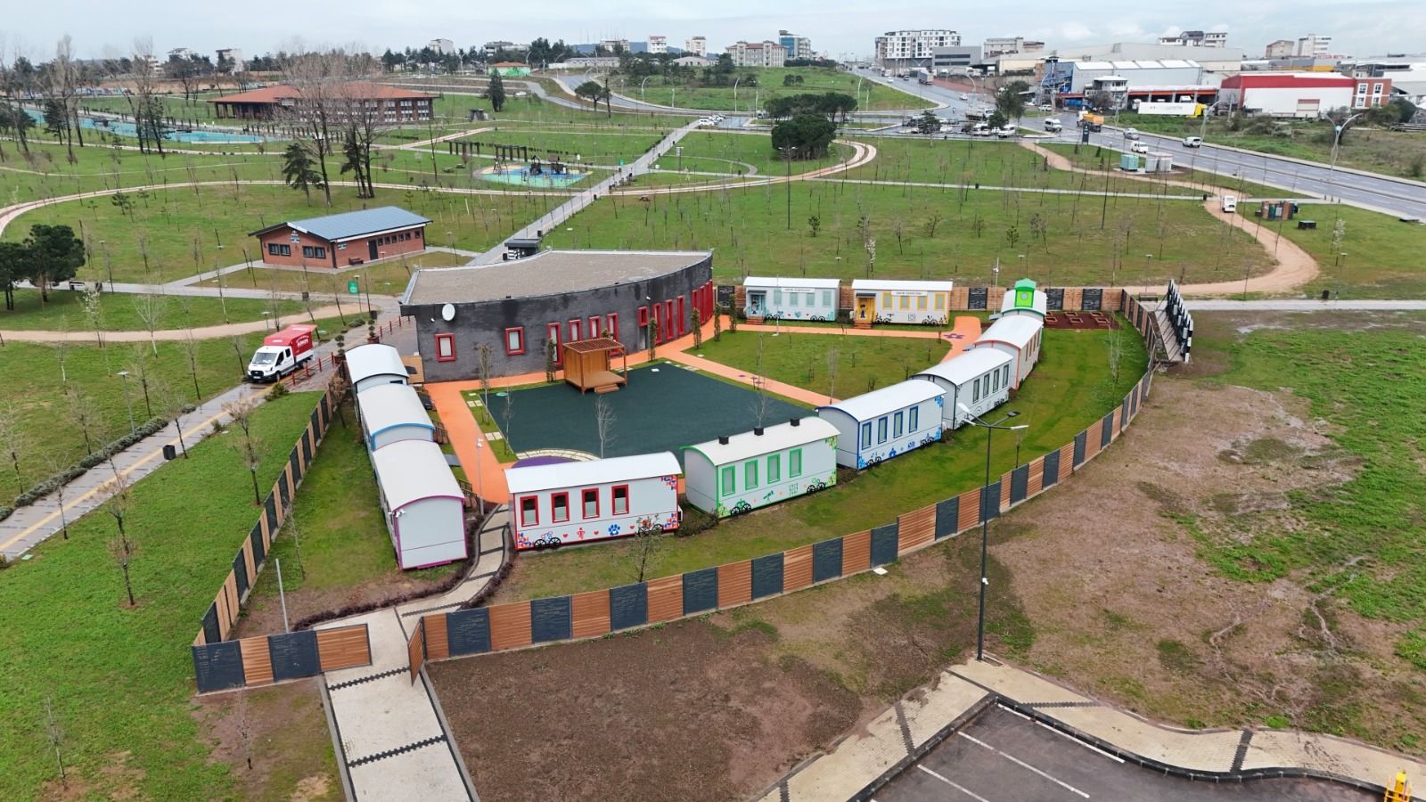 GEBZE LOKOMOTİF ÇOCUK KÖYÜ HİZMETE GİRİYOR 