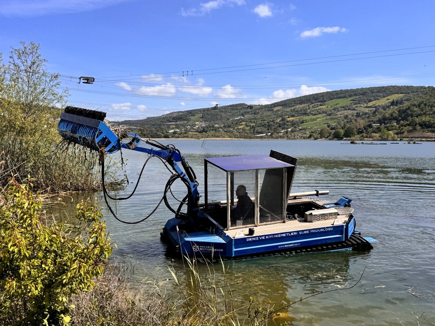 GÖLKAYPARK’TA KAPSAMLI TEMİZLİK 