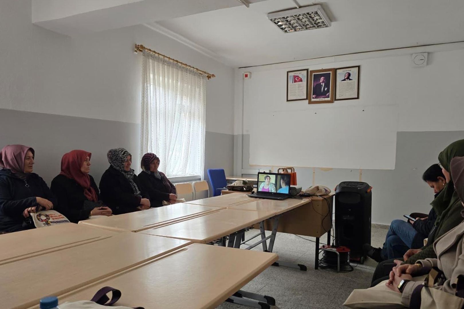 KARATAŞLI KADINLARA EĞİTİM  