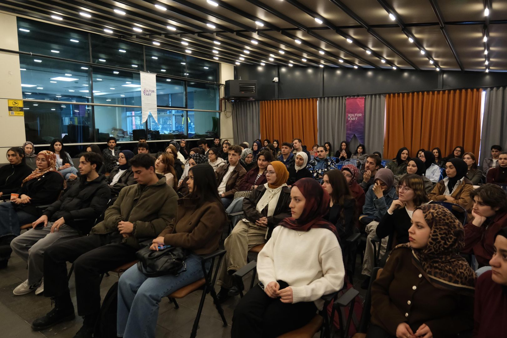 KONYA YARI MARATONUNDA GENÇ GÖNÜLLÜLER GÖREV ALACAK 