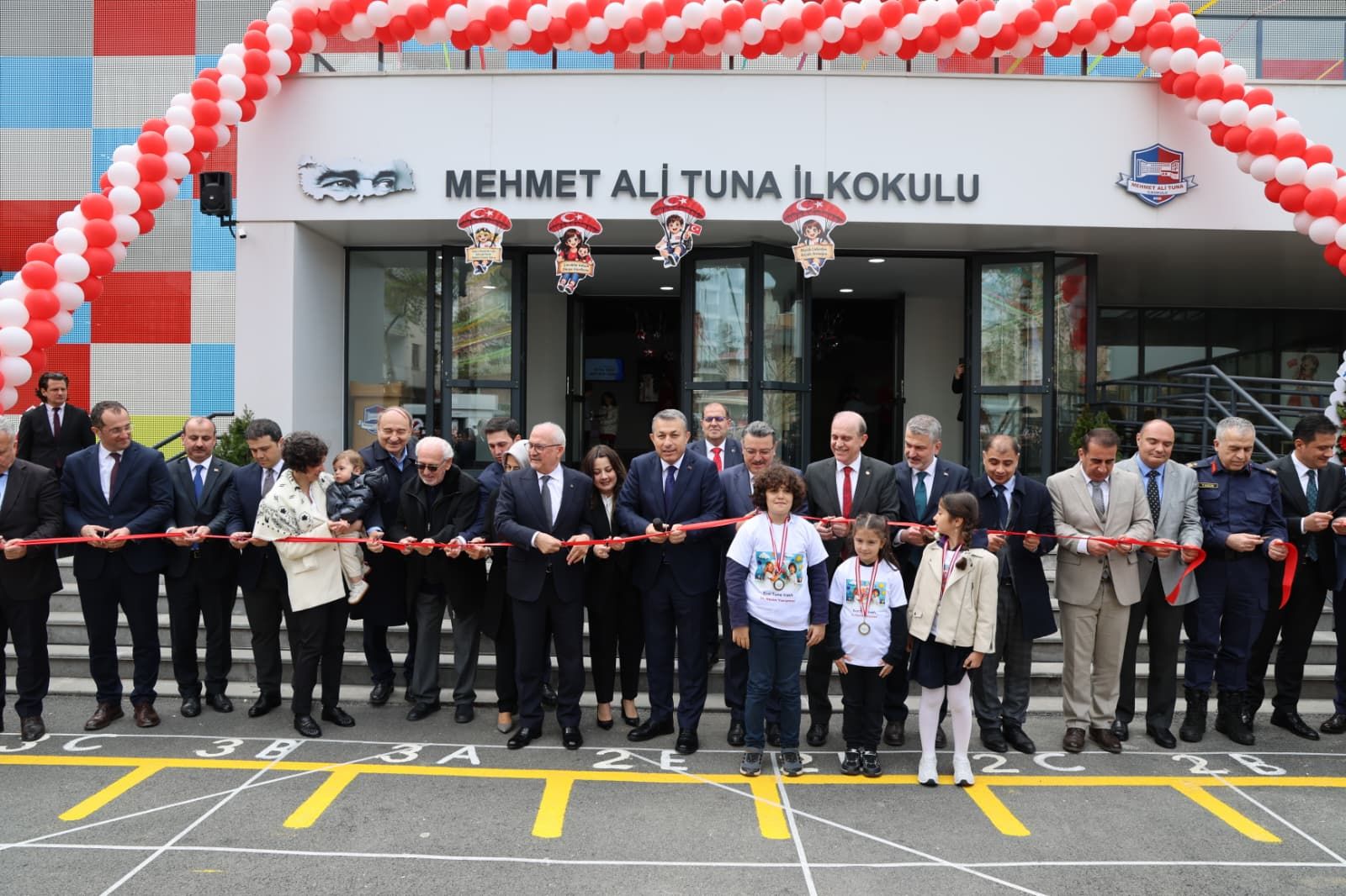 MEHMET ALİ TUNA İLKOKULU TÖRENLE AÇILDI 