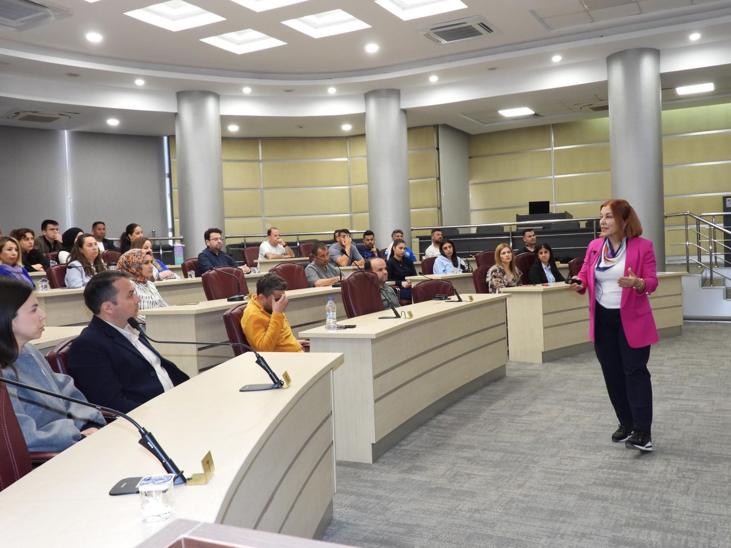 PERSONELE ETKİLİ İLETİŞİM EĞİTİMİ