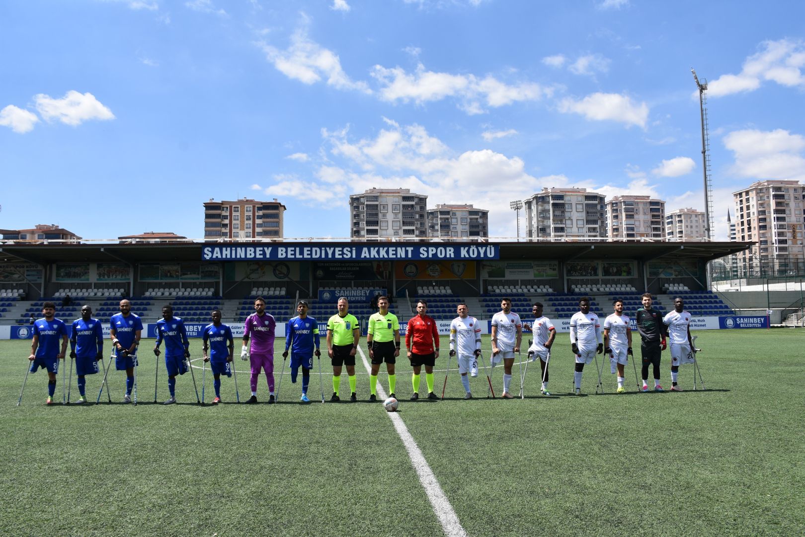 ŞAHİNBEY AMPUTE YARI FİNALDE 2-0