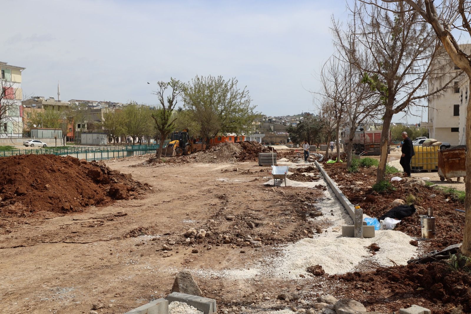 SELDE ZARAR GÖREN PARKLAR YENİDEN YAPILIYOR 