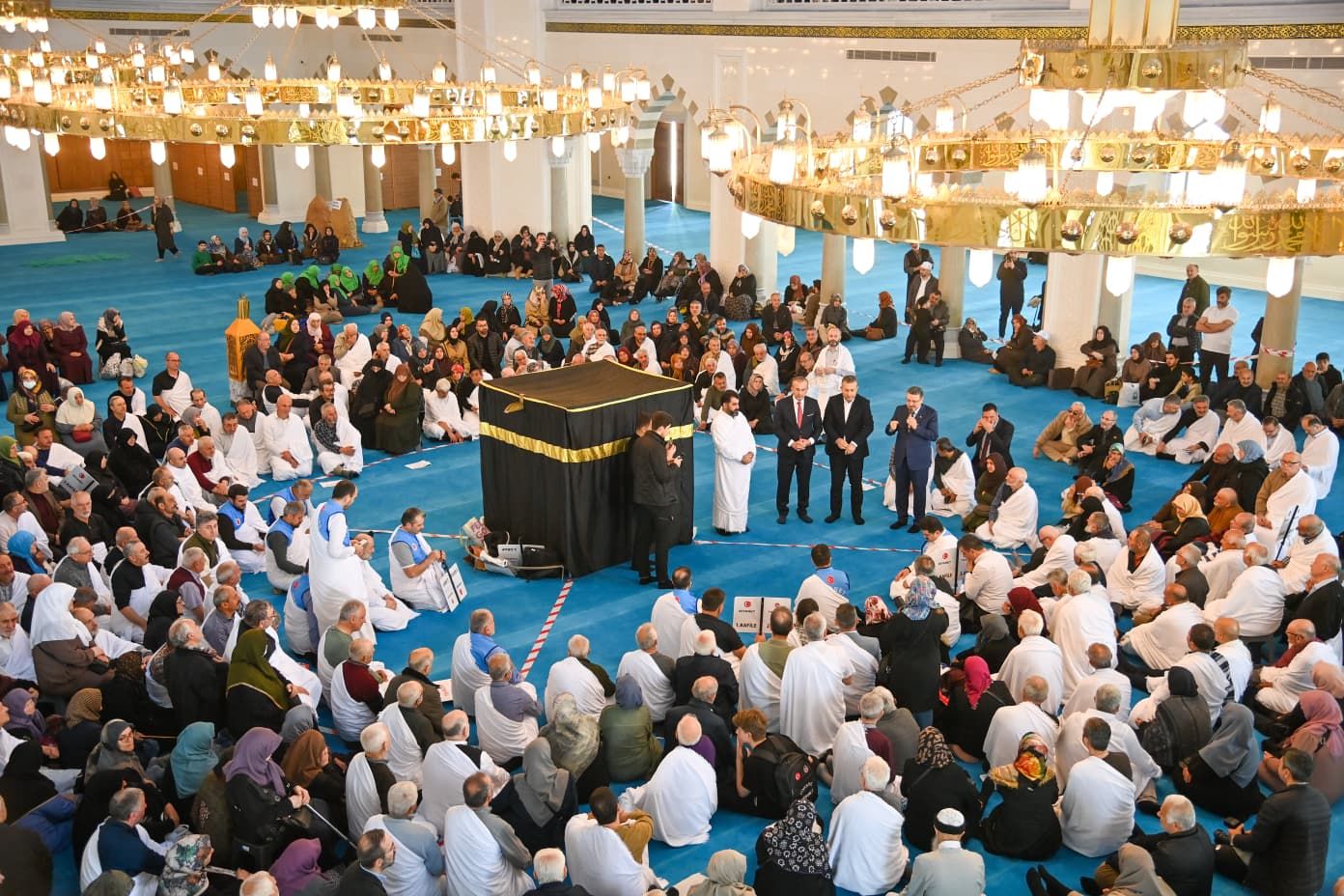 TRABZON’DA 950 HACI ADAYI DUALARLA UĞURLANDI 