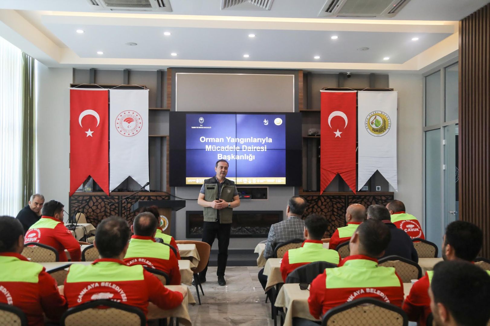 YANGINLARA KARŞI GÜÇ BİRLİĞİ 