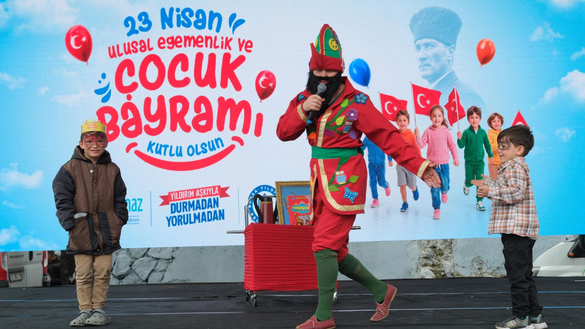 YILDIRIM’DA ÇOCUKLARIN BAYRAMI ŞÖLENE DÖNÜŞTÜ 