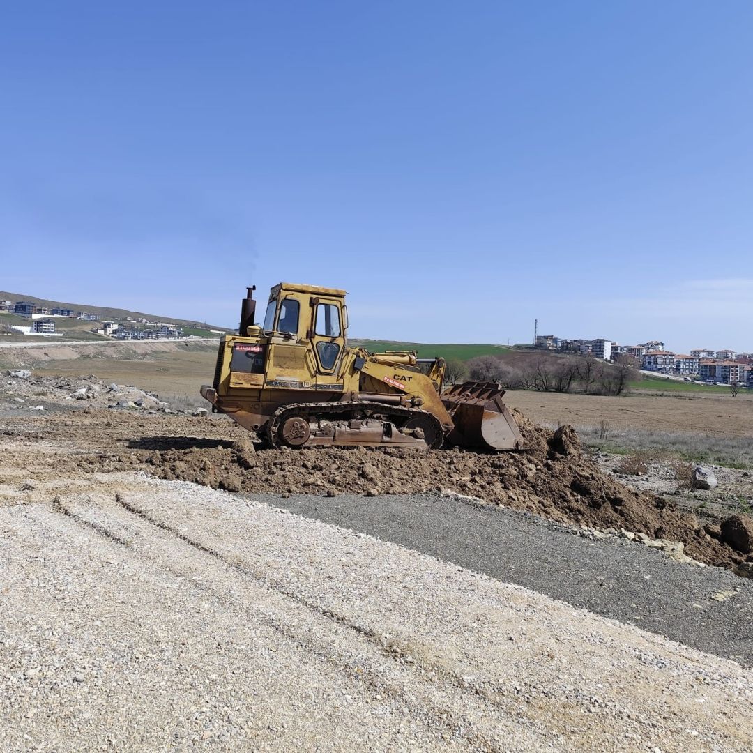 YOL YATIRIMLARI GELECEĞE NEFES OLUYOR