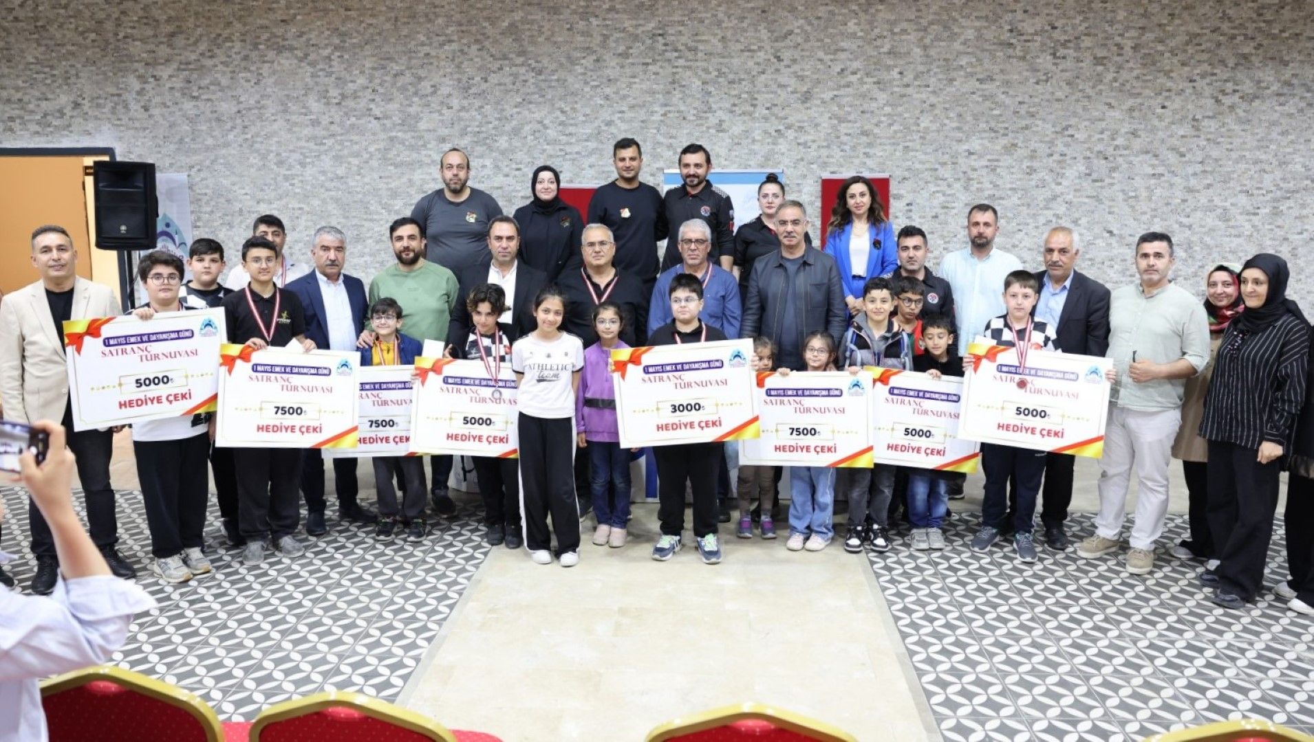 EYYÜBİYE’DE SATRANÇ TURNUVASI TAMAMLANDI
