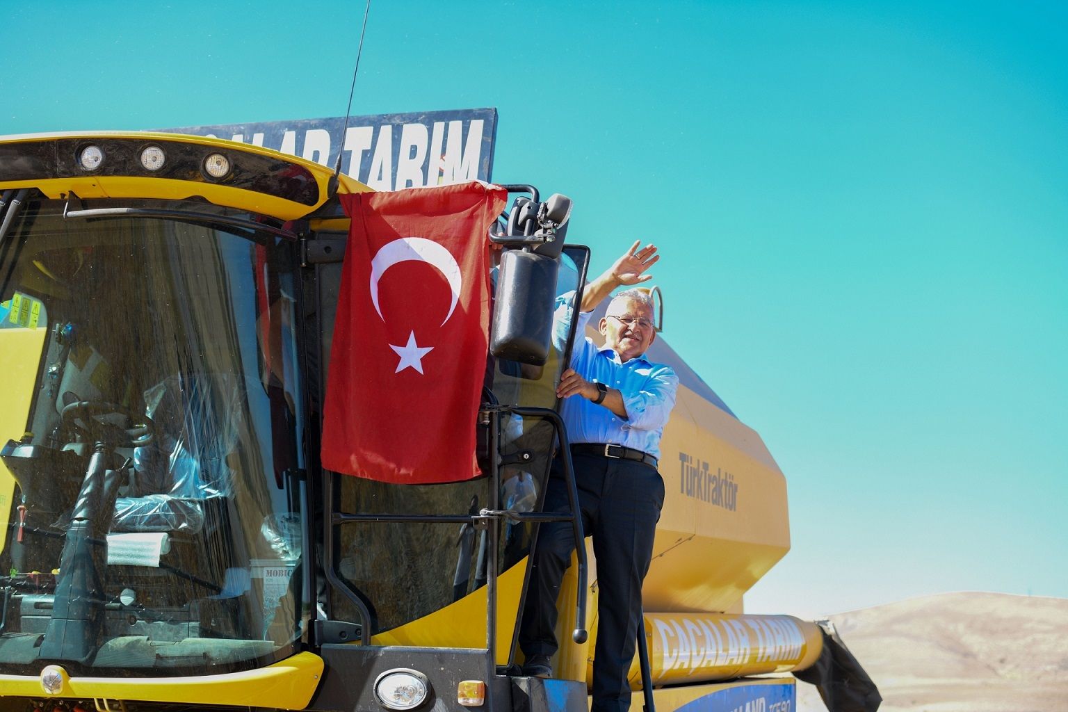 BÜYÜKKILIÇ’TAN ÇİFTÇİYE 1,2 MİLYAR TL DESTEK 