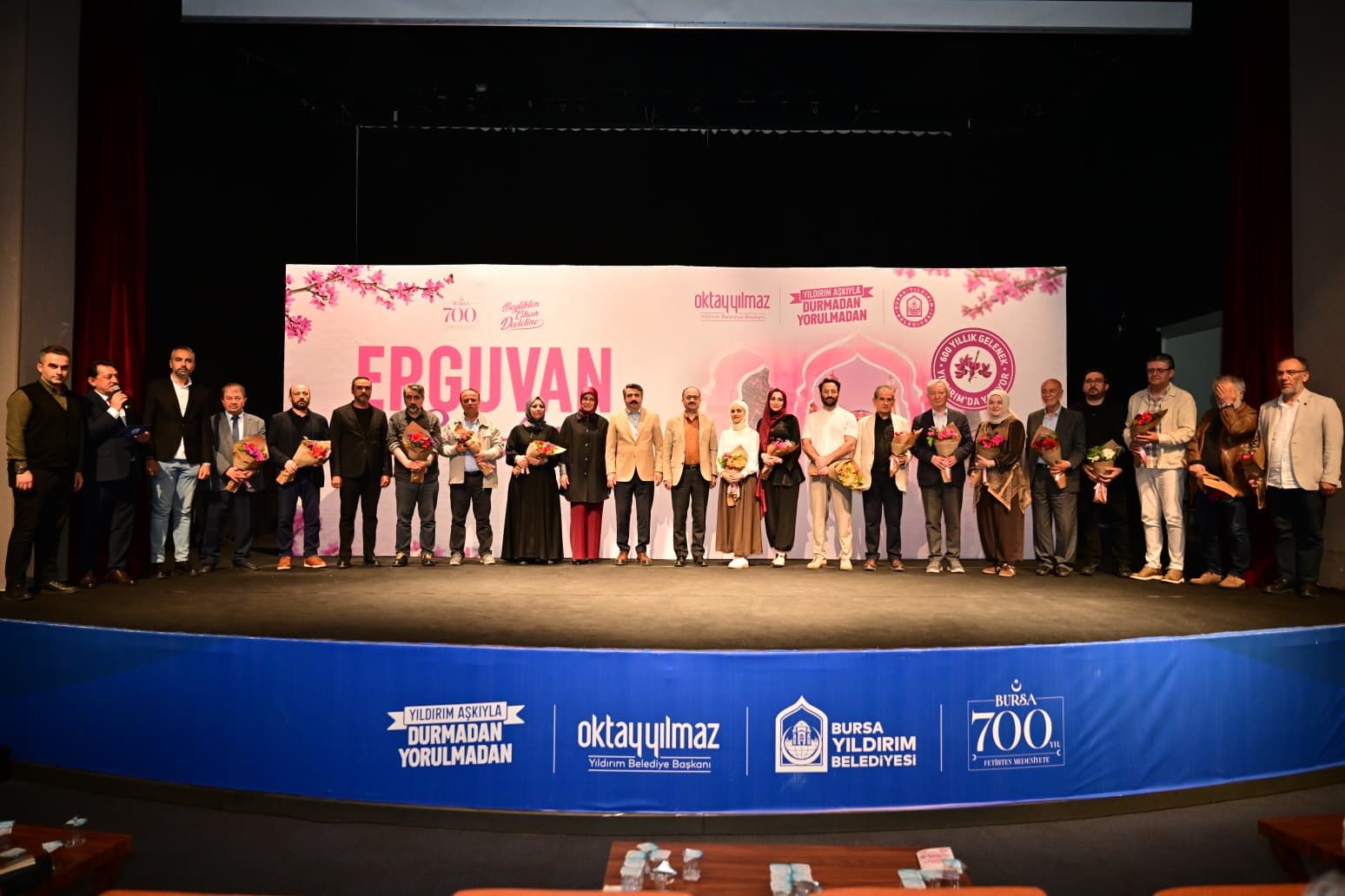 ERGUVAN BAYRAMI COŞKUSU SONA ERDİ