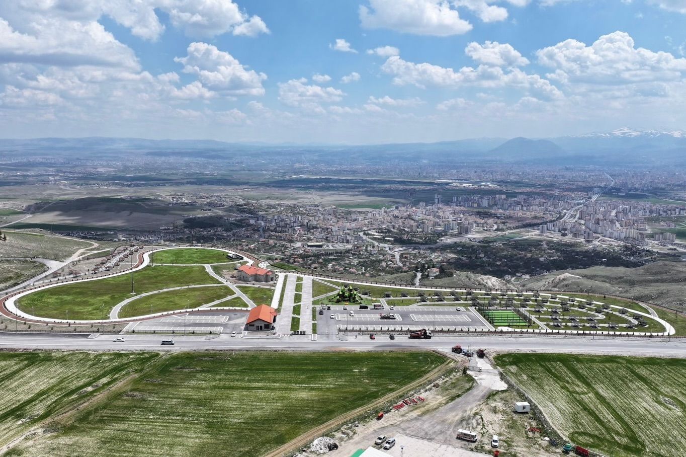 EŞSİZ MANZARA, DERİN HUZUR