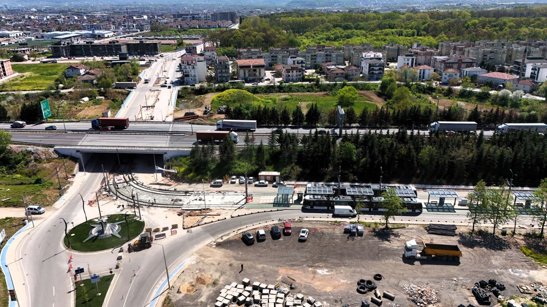 İKİ İLÇE TRAMVAYLA BİRBİRİNE BAĞLANIYOR 