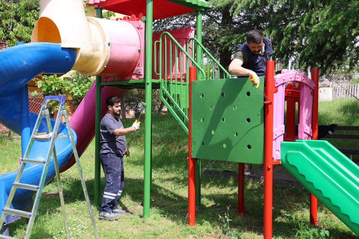 KARTEPE’DEN ÇOCUKLARA RENKLİ DOKUNUŞ 