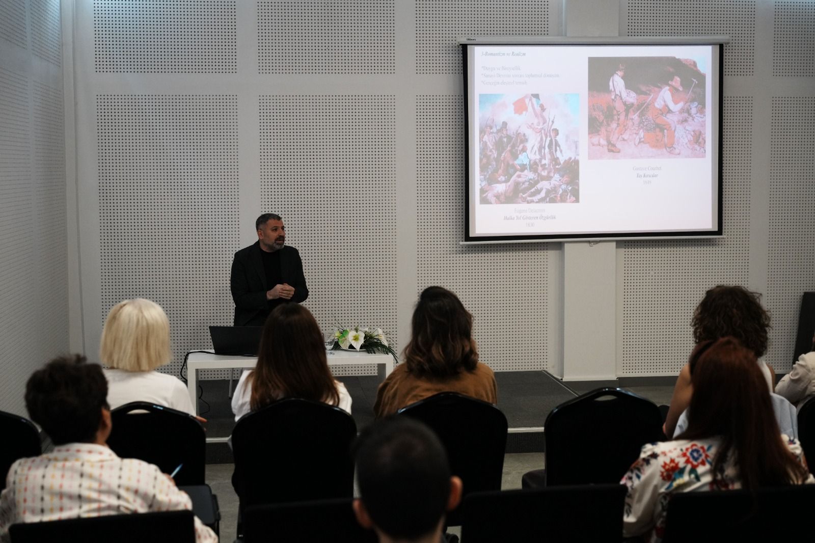 SEKA SANAT İHTİSAS MERKEZİ’NDE SANAT TARİHİ SÖYLEŞİSİ 