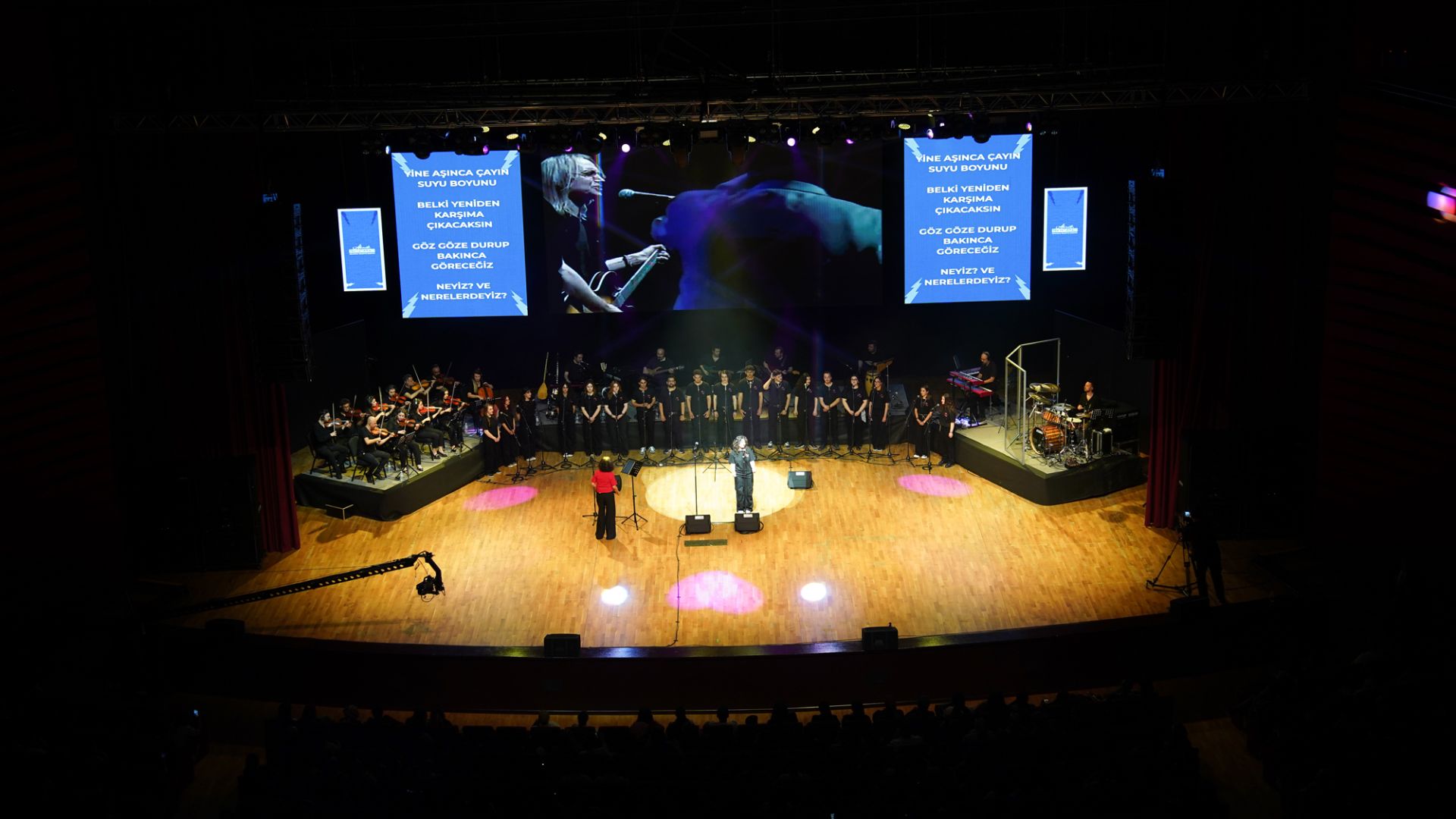 SELÇUKLU SANAT AKADEMİSİ’NDEN SANAT DOLU GECE 