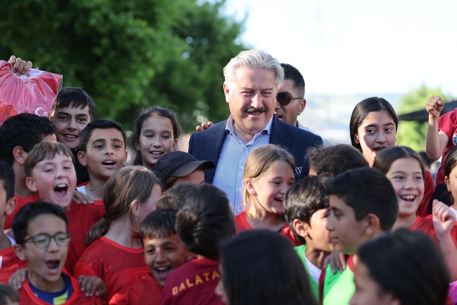 BAŞKAN PALANCIOĞLU SELİMİYE’DE VATANDAŞIN SESİNİ DİNLEDİ
