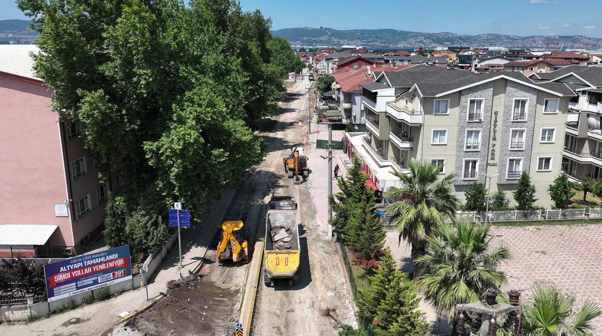 BÜYÜKŞEHİR'DEN ÇİFTLİK MAHALLESİ'NDE BÜYÜK DÖNÜŞÜM