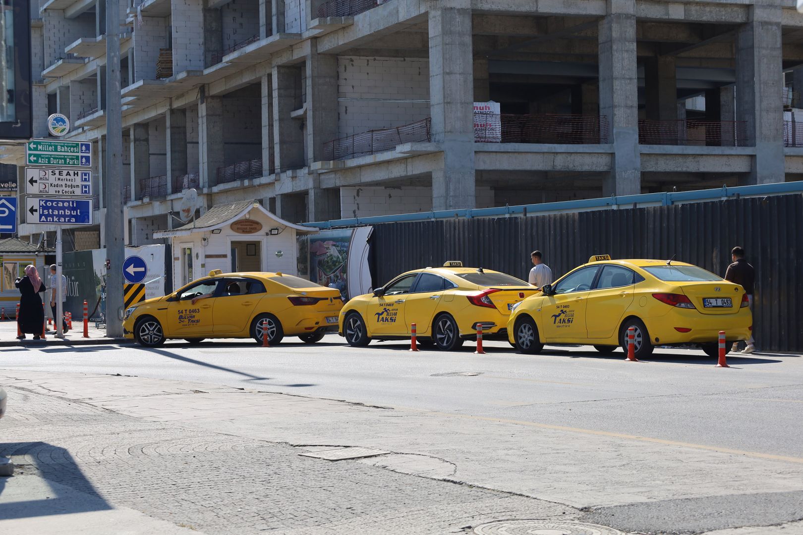 SAKARYA’DA ULAŞIMDA DİJİTAL KOLAYLIK: TAKSİ DURAKLARI TEK TIKLA HARİTADA 