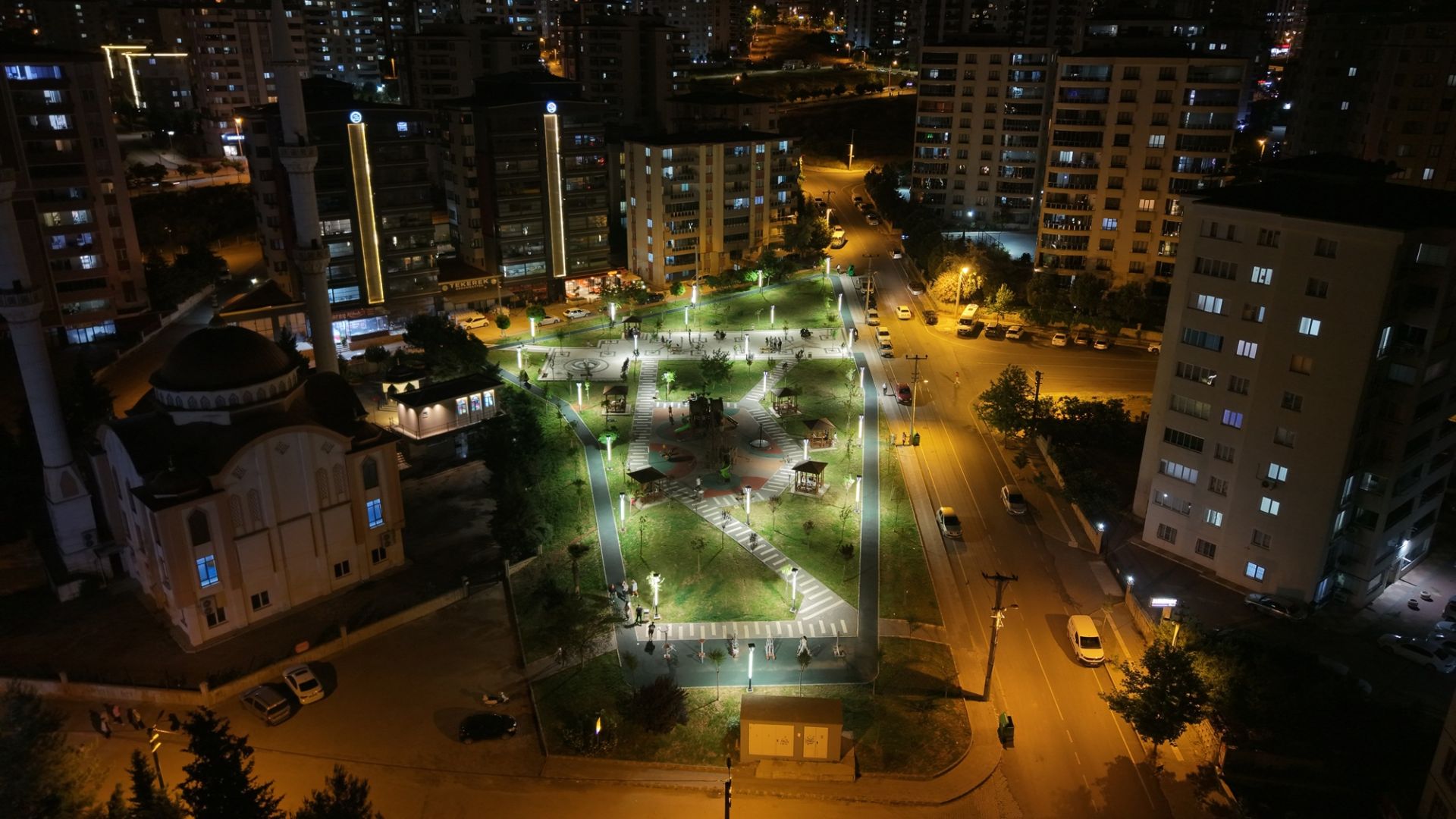 ŞEHRE MODERN YAŞAM ALANLARI KAZANDIRILDI