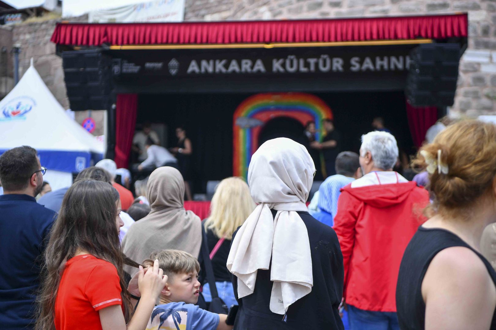 TARİHİ KALEDE KÜLTÜR VE SANAT RÜZGÂRI 