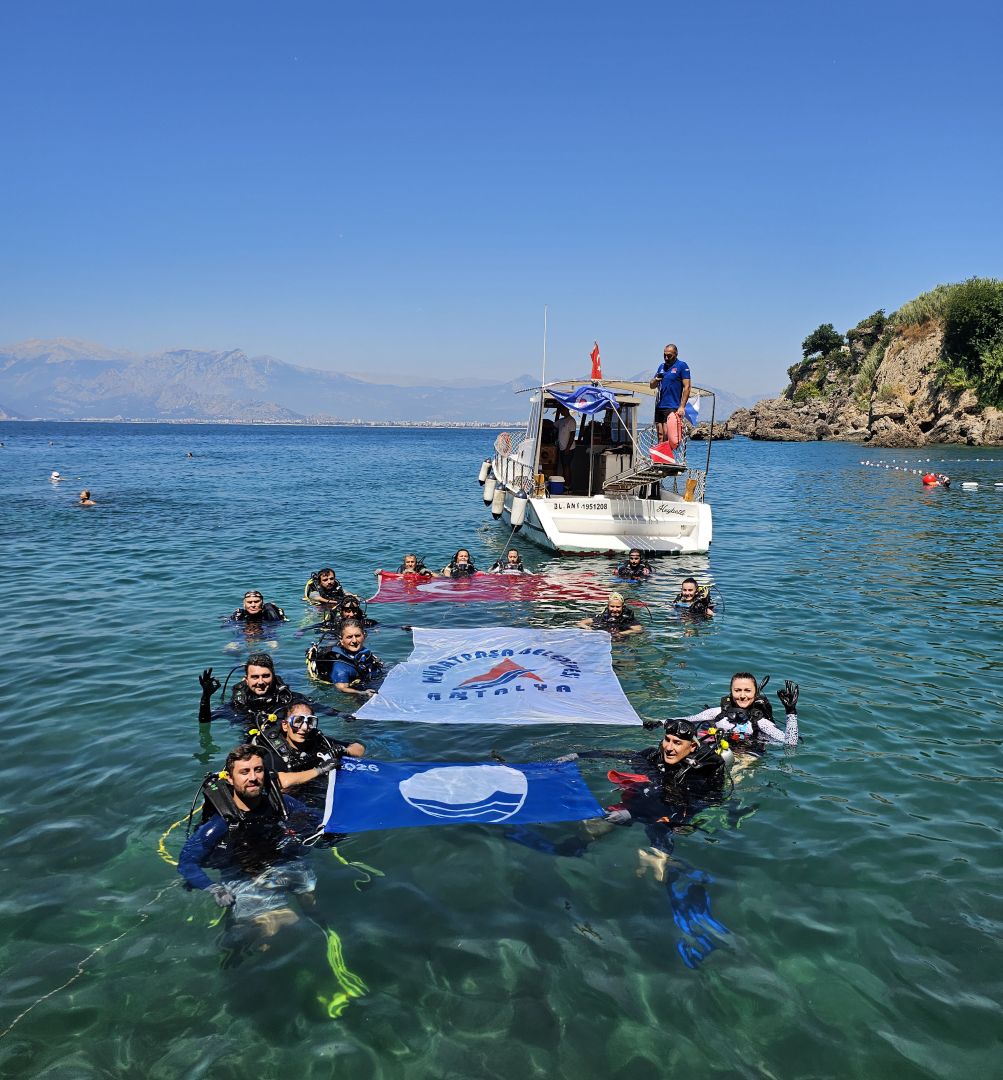 DENİZDEN ÇIKAN ATIKLAR SANATA DÖNÜŞECEK 