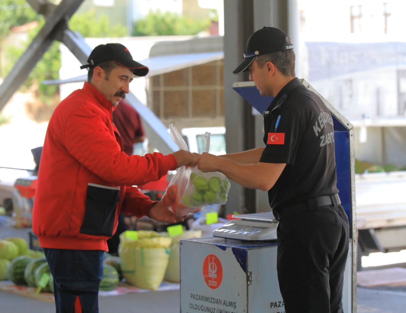 ÜRETİCİDEN TÜKETİCİYE DOĞRUDAN SATIŞ 
