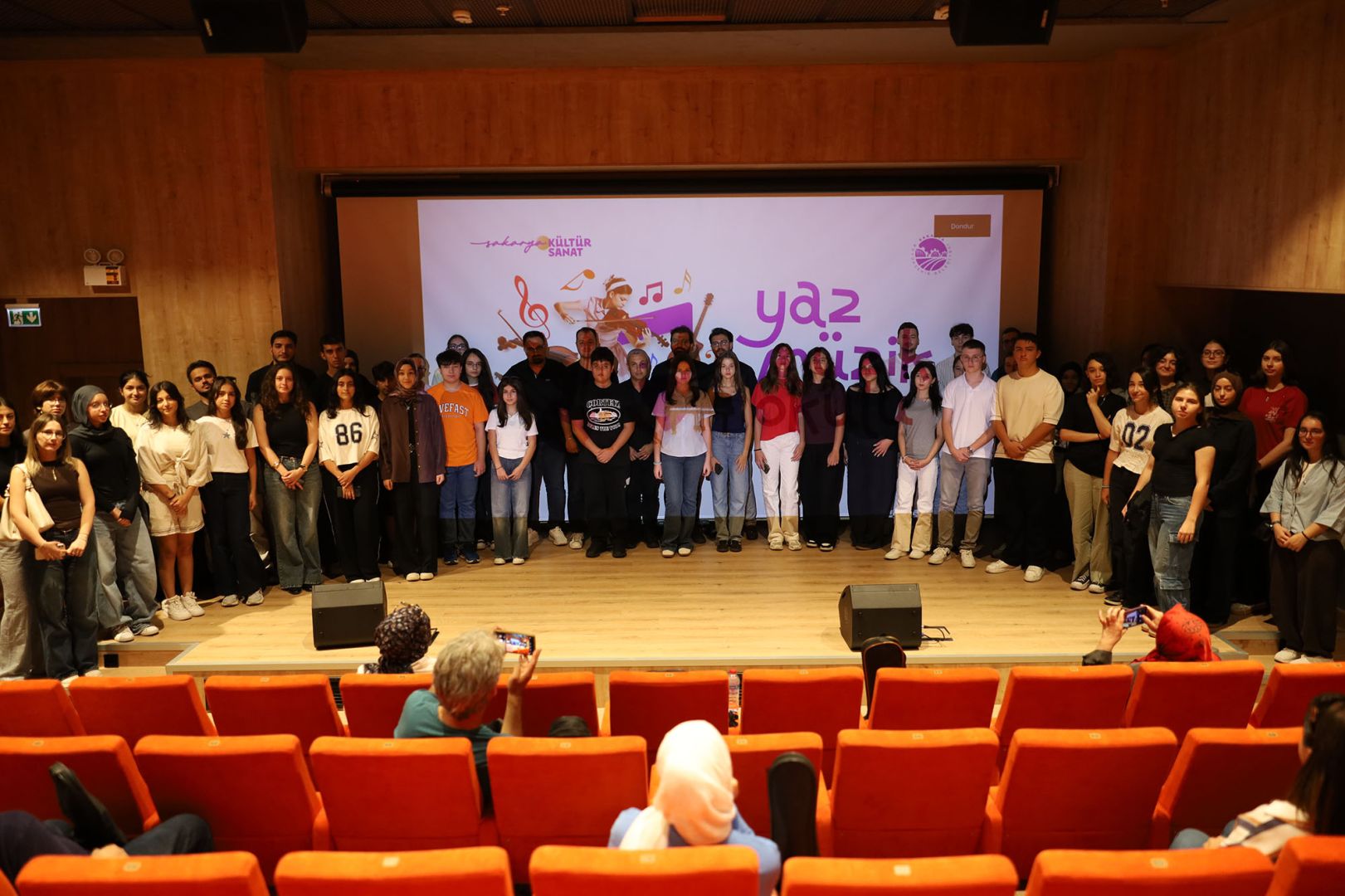 SAKARYA BÜYÜKŞEHİR’DEN GENÇLERE ÜCRETSİZ MÜZİK EĞİTİMİ 