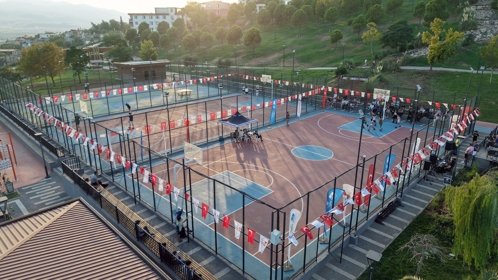 BÜYÜKŞEHİR, BASKETBOLUN YILDIZLARINI AYNI POTADA BULUŞTURDU