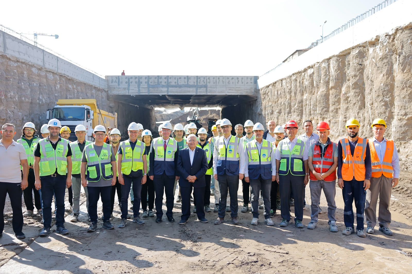 KAYSERİ’DE ULAŞIM PROJESİNDE KRİTİK AŞAMA: YÜZDE 60 GEÇİLDİ