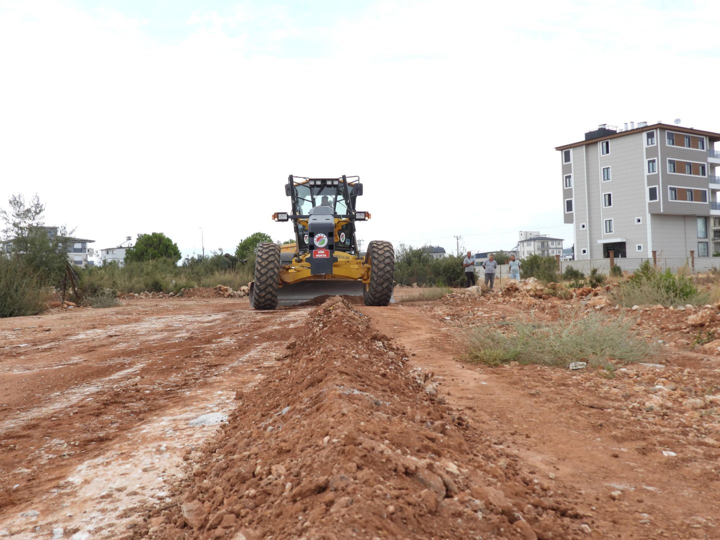 ZEYTİNLİK’TE 2 BİN 350 METRE STABİLİZE YOL TAMAMLANDI